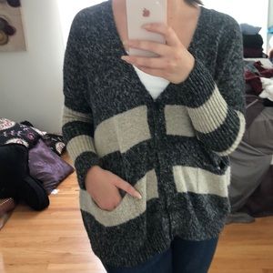 Oversized cardigan